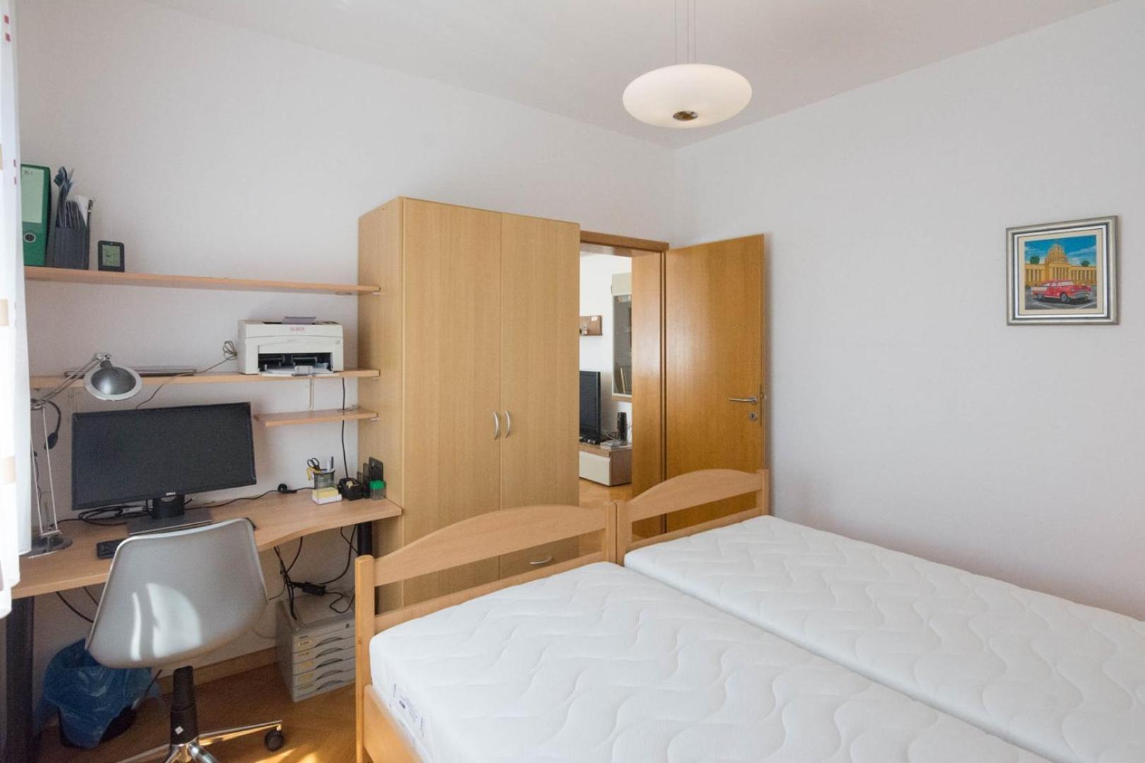 Spacious Apartment On A Great Location -Apartment Kuhta Biograd Na Moru Buitenkant foto